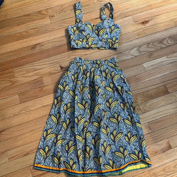 Zara matching top and skirt - Picture 2 of 7